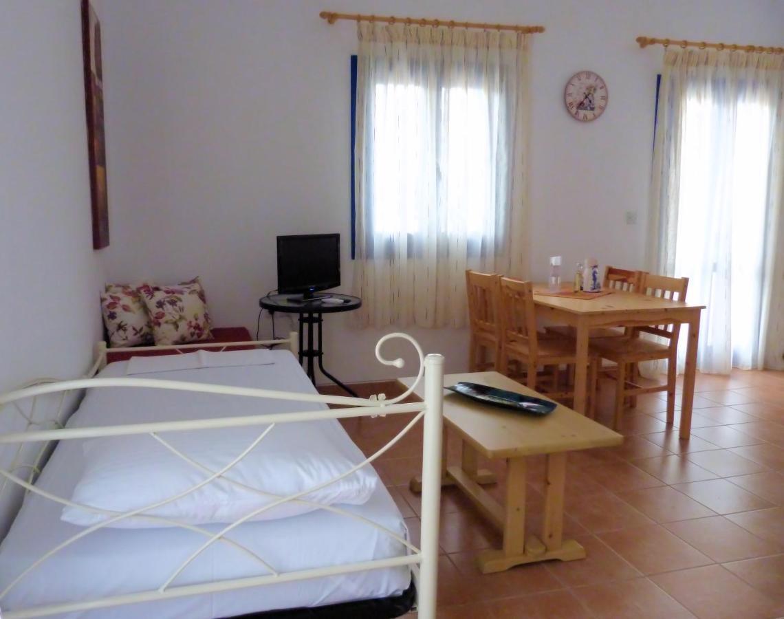 Ioli Apartments Aloprónia Kültér fotó